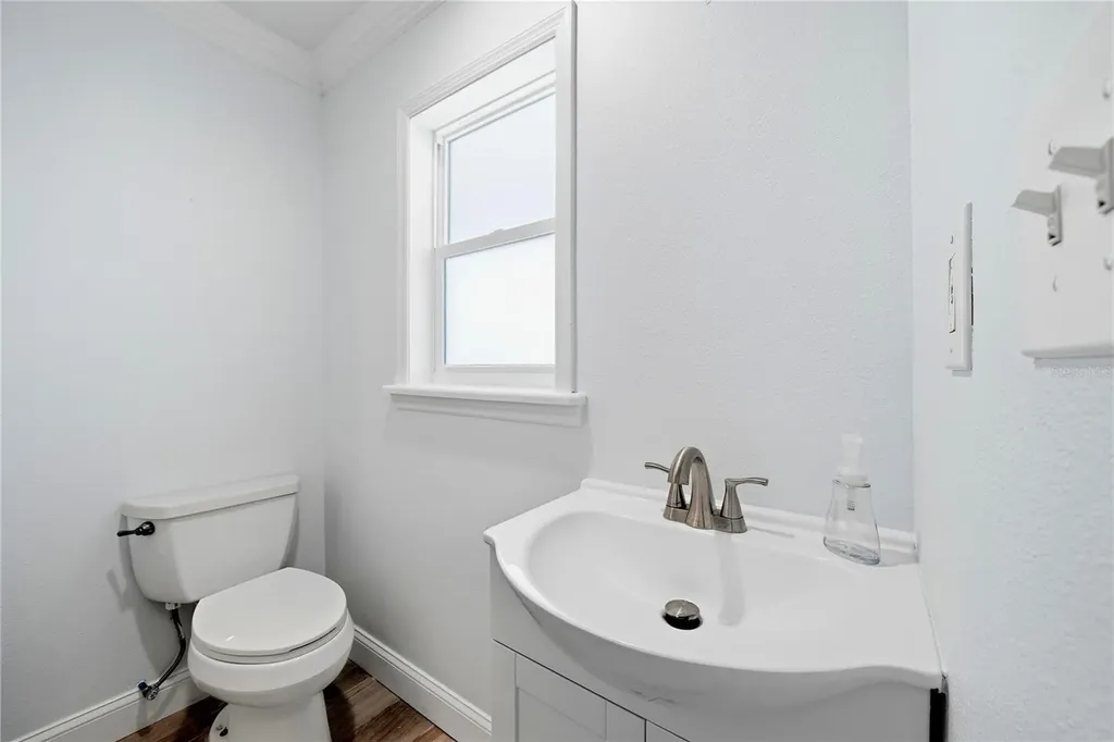 103 6th Street NW Ruskin FL 33570