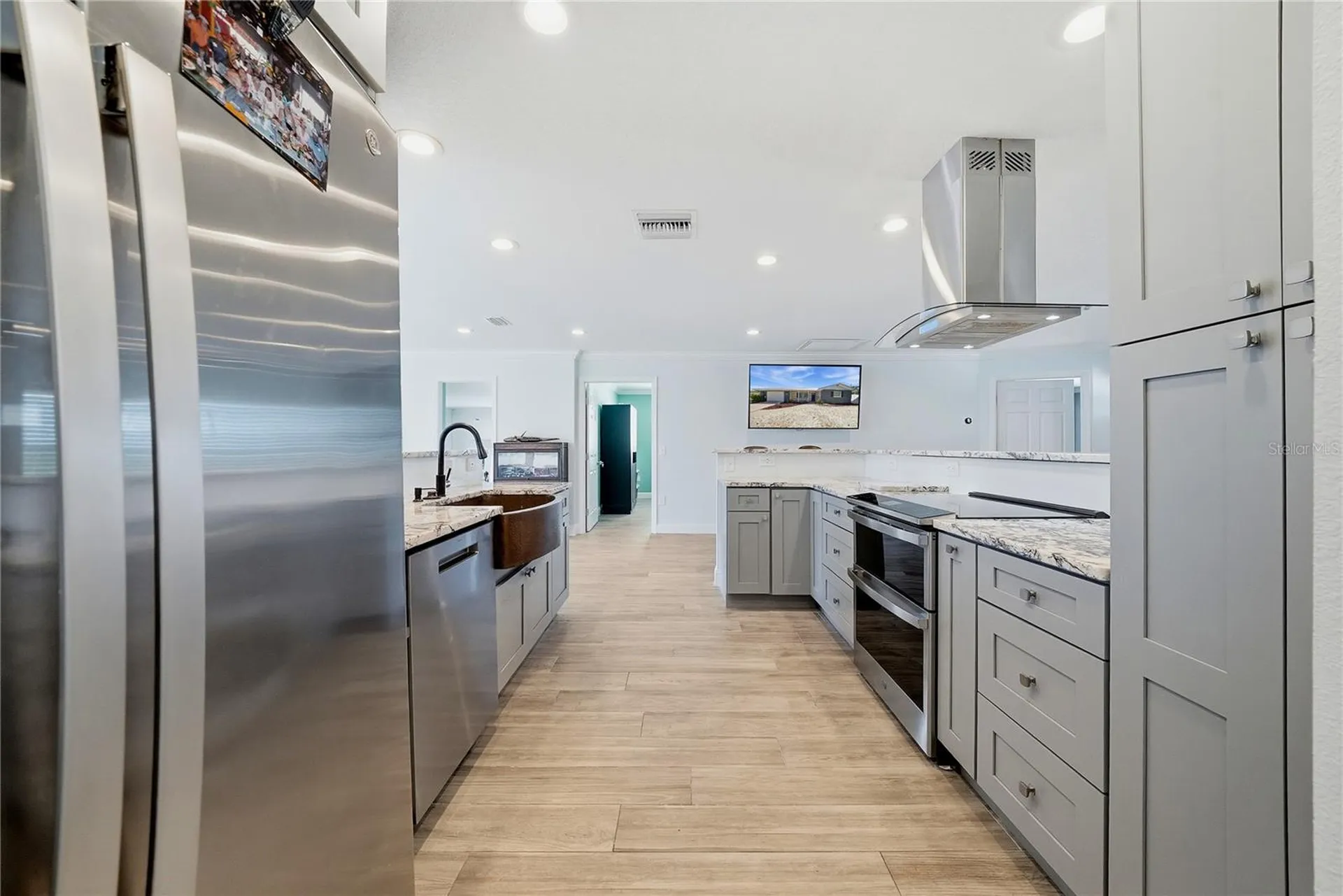 103 6th Street NW Ruskin FL 33570