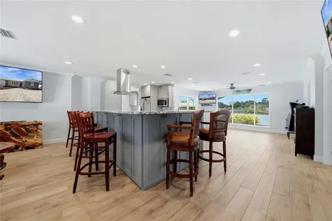 103 6th Street NW Ruskin FL 33570