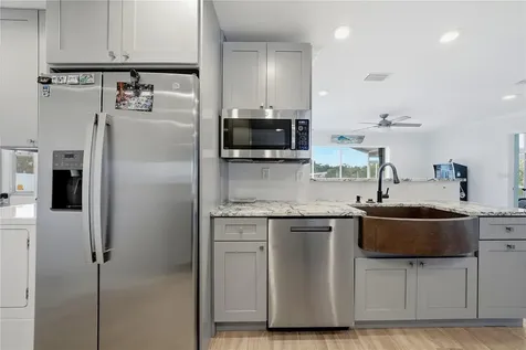 103 6th Street NW Ruskin FL 33570