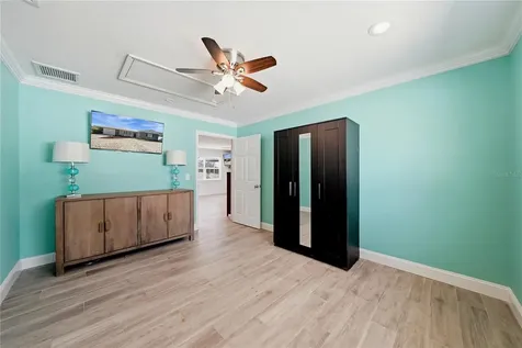 103 6th Street NW Ruskin FL 33570
