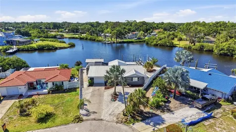 103 6th Street NW Ruskin FL 33570