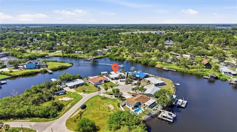 103 6th Street NW Ruskin FL 33570