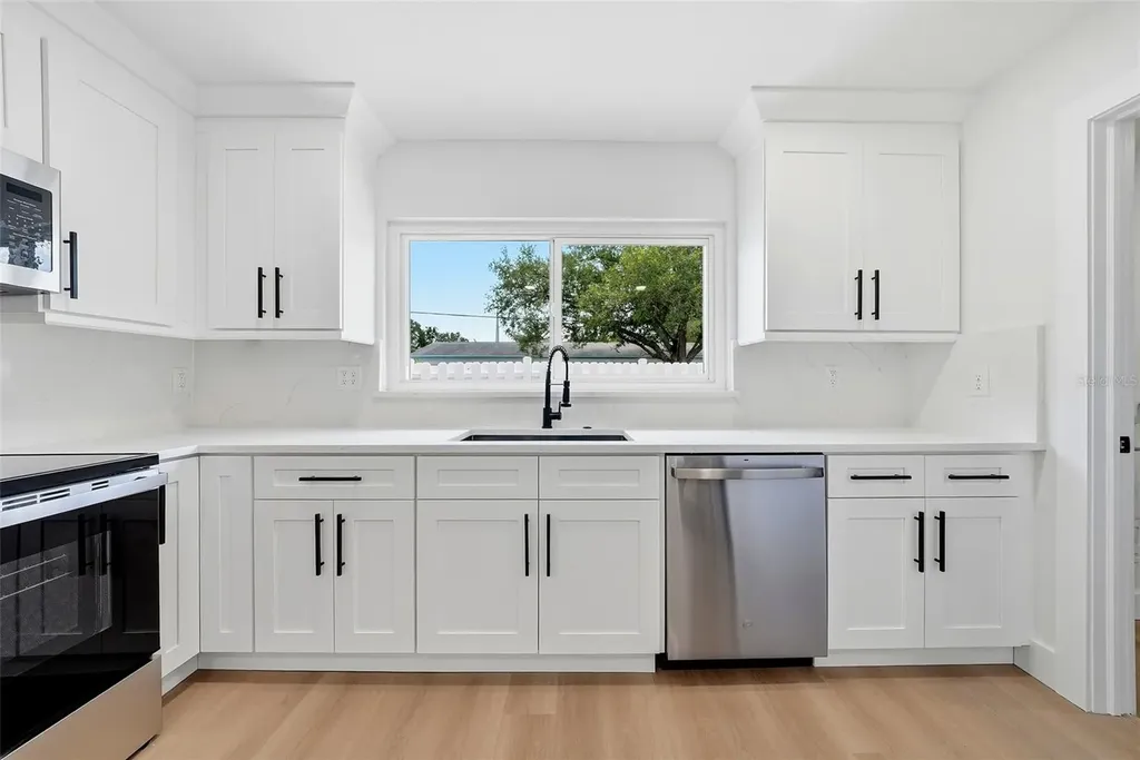 7101 62 Way N Pinellas Park FL 33781