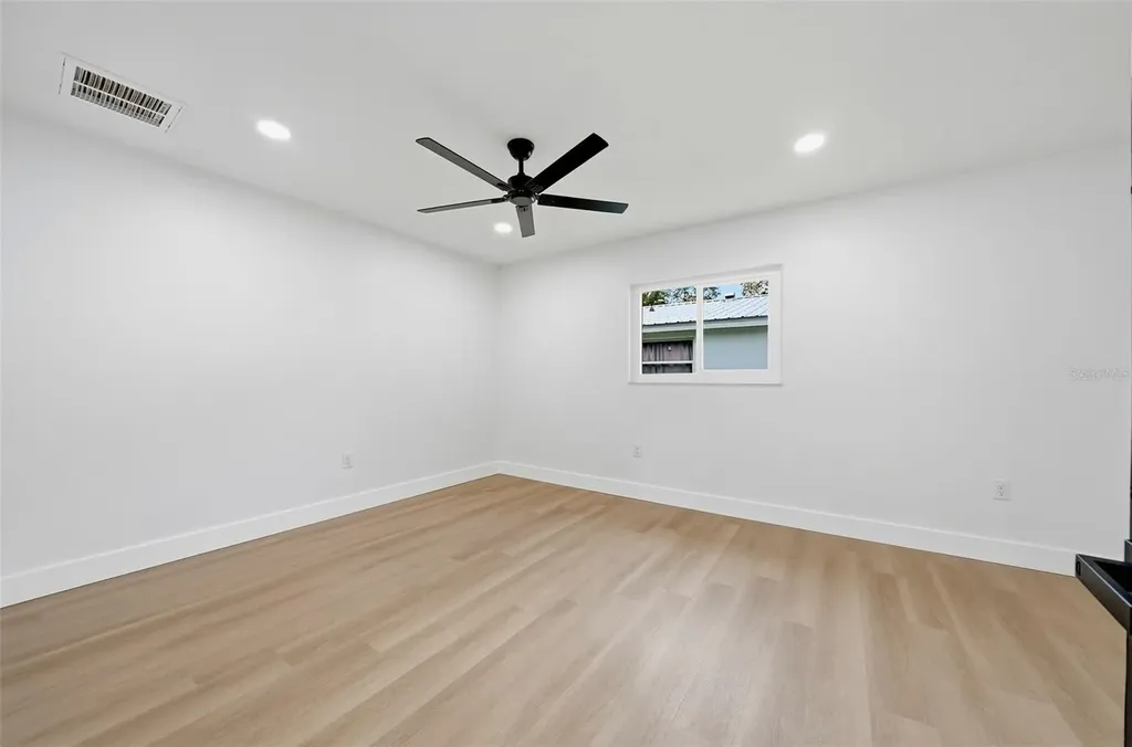 7101 62 Way N Pinellas Park FL 33781