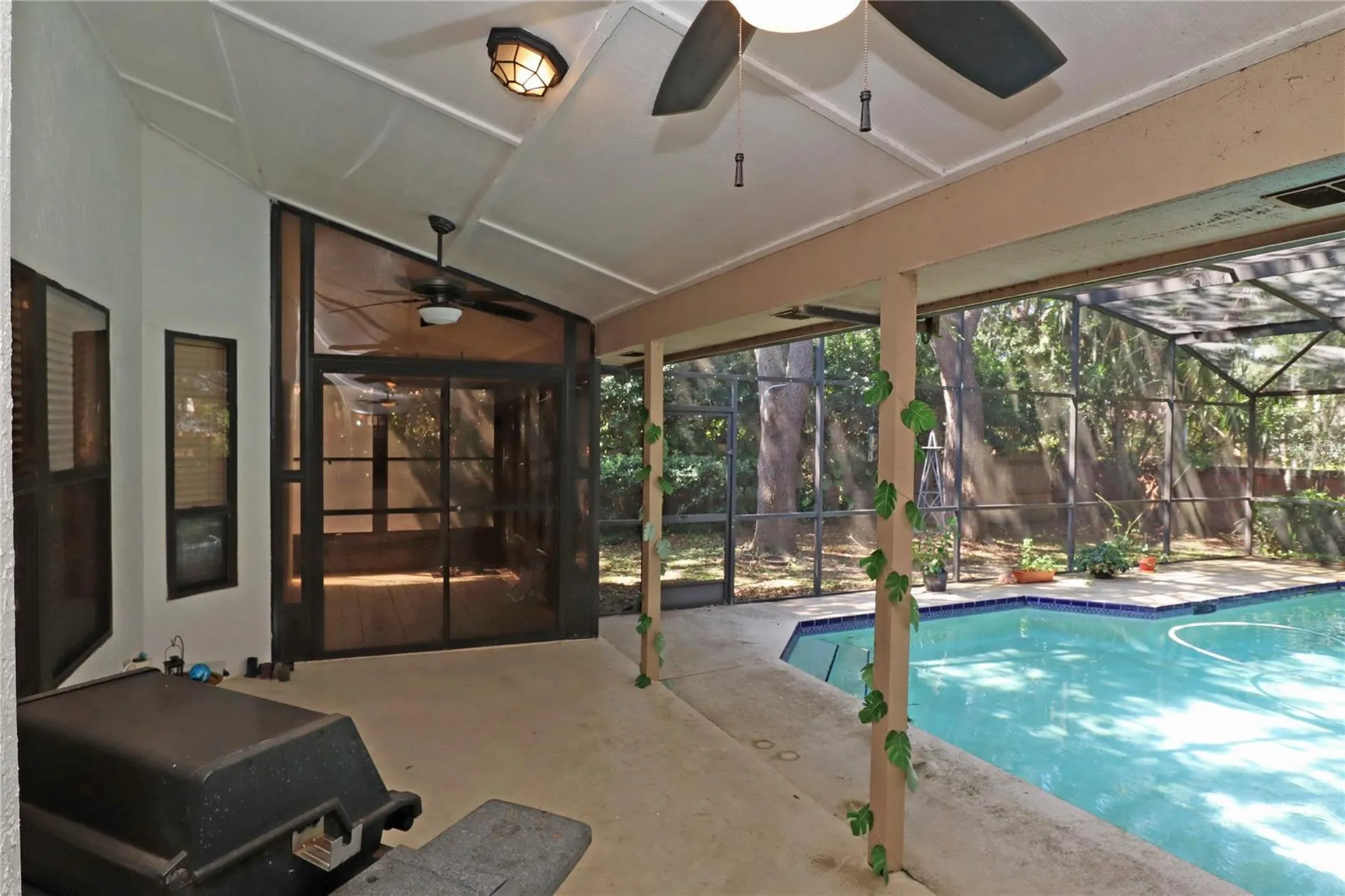 5722 Bay Side Drive Orlando FL 32819