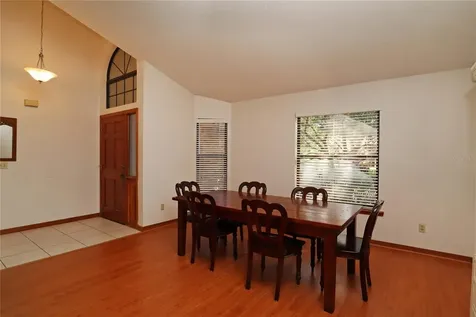 5722 Bay Side Drive Orlando FL 32819