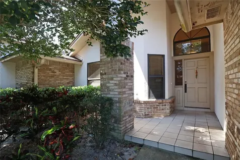 5722 Bay Side Drive Orlando FL 32819