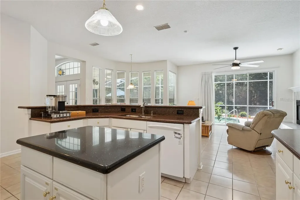 10027 Crystalline Court Orlando FL 32836