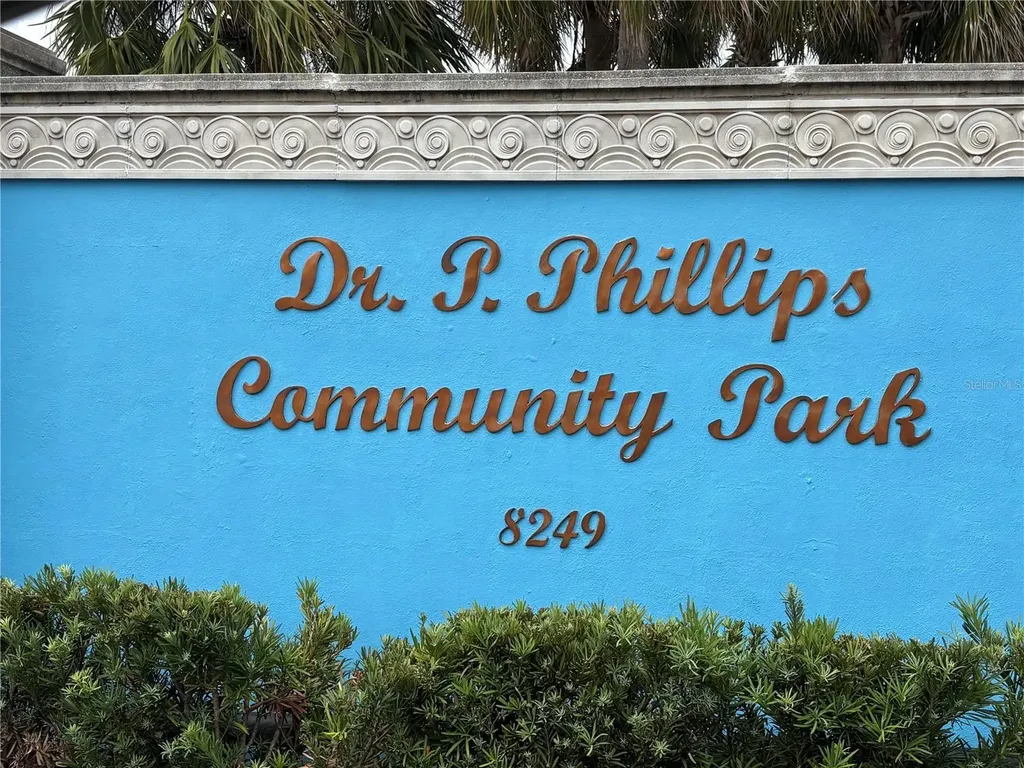 10027 Crystalline Court Orlando FL 32836