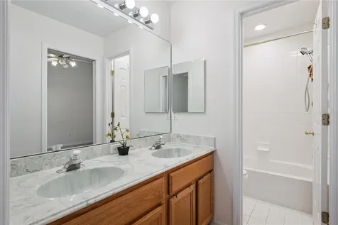10027 Crystalline Court Orlando FL 32836