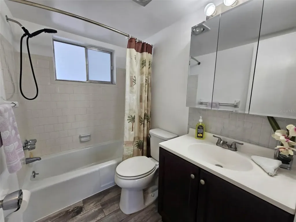 2028 Canal Drive Bradenton FL 34207