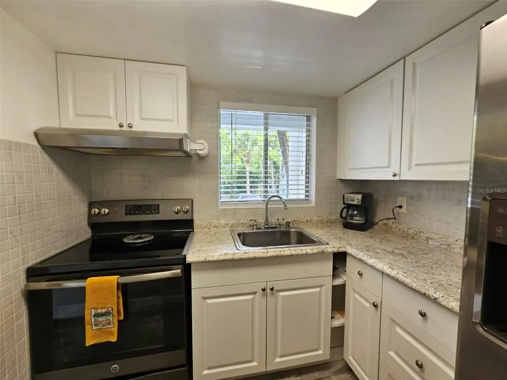 2028 Canal Drive Bradenton FL 34207