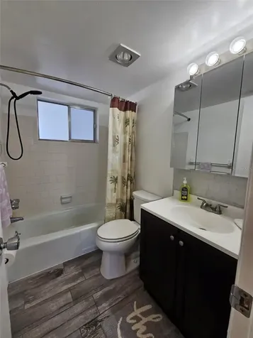 2028 Canal Drive Bradenton FL 34207