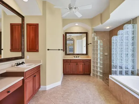 4688 Tuscana Drive Sarasota FL 34241