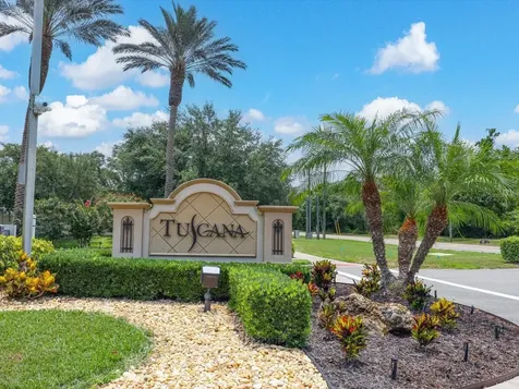 4688 Tuscana Drive Sarasota FL 34241
