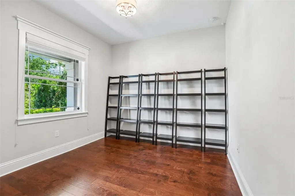 3627 E Clark Circle Tampa FL 33629