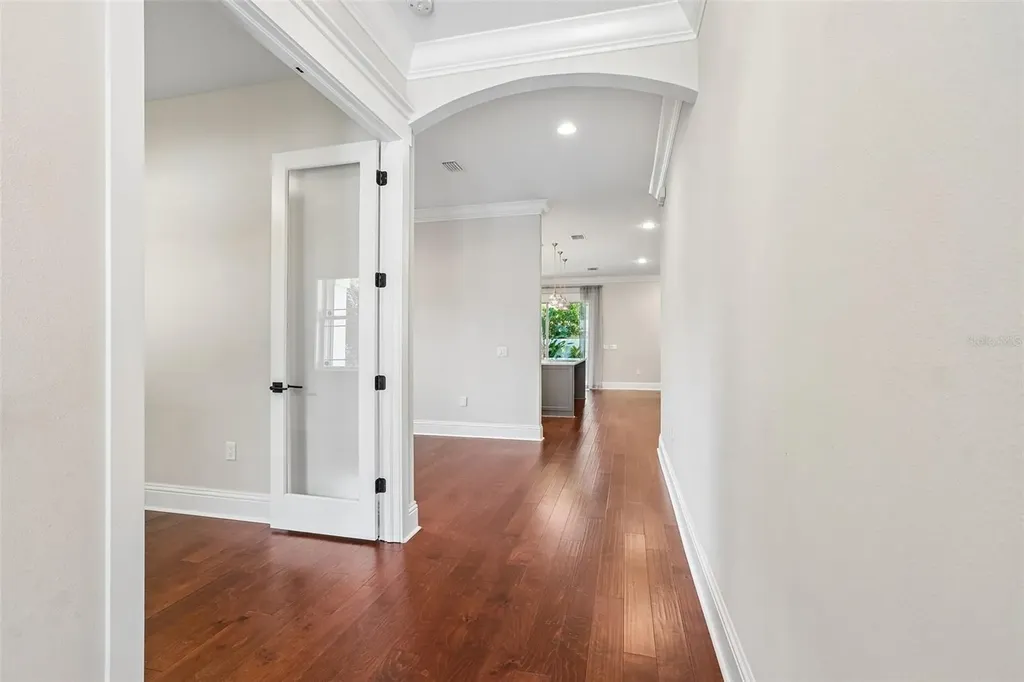 3627 E Clark Circle Tampa FL 33629