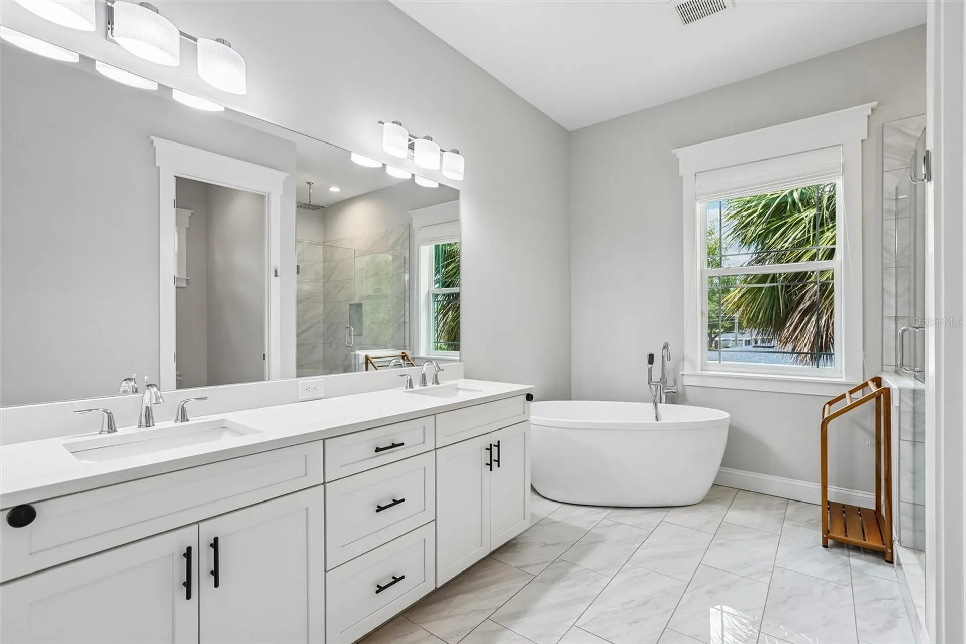 3627 E Clark Circle Tampa FL 33629