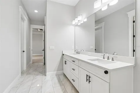 3627 E Clark Circle Tampa FL 33629