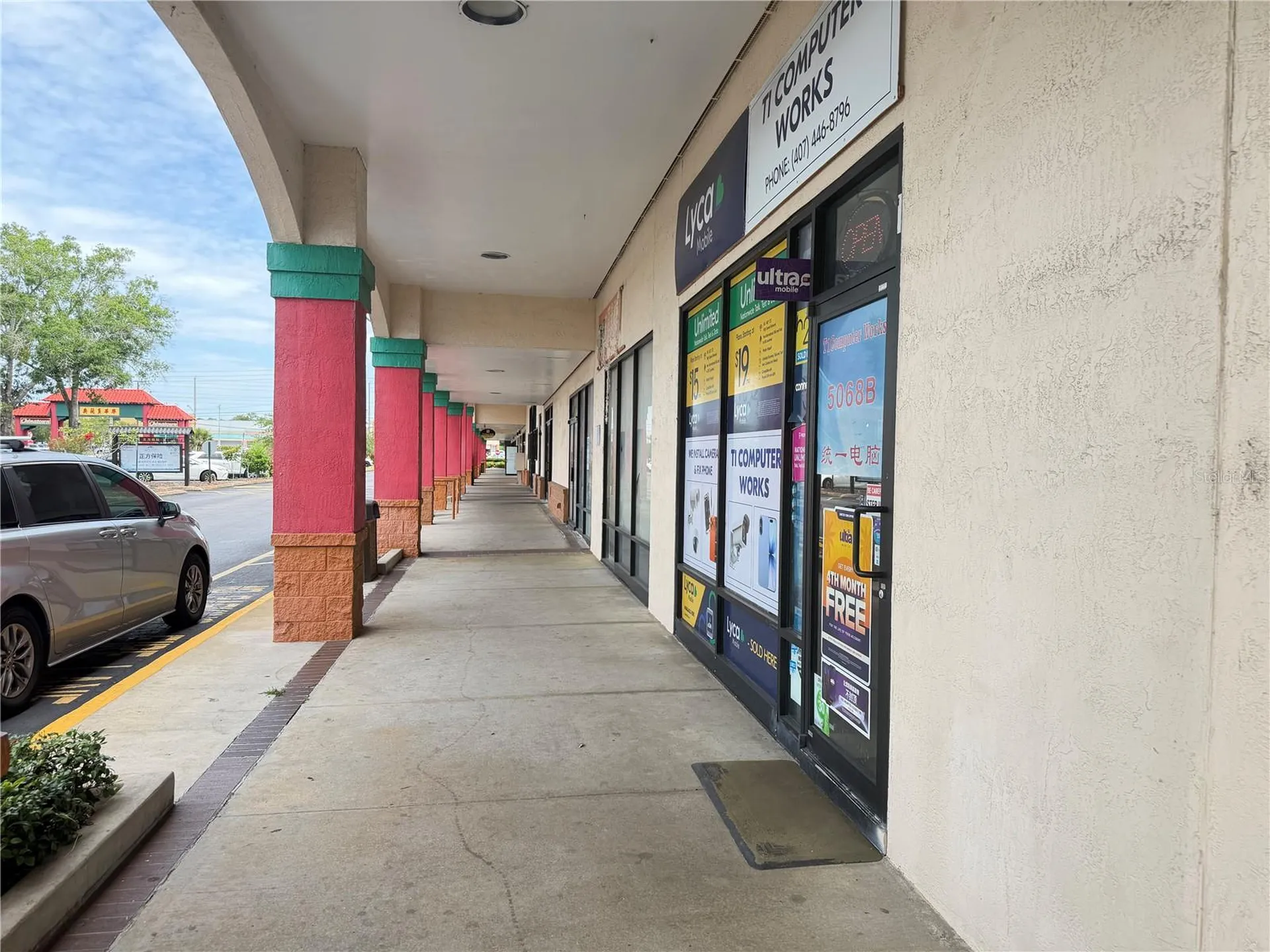 5068 W Colonial Drive Orlando FL 32808