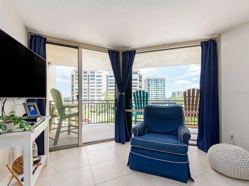 690 Island Way Clearwater Beach FL 33767