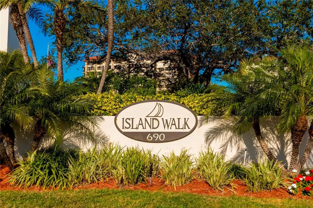 690 Island Way Clearwater Beach FL 33767