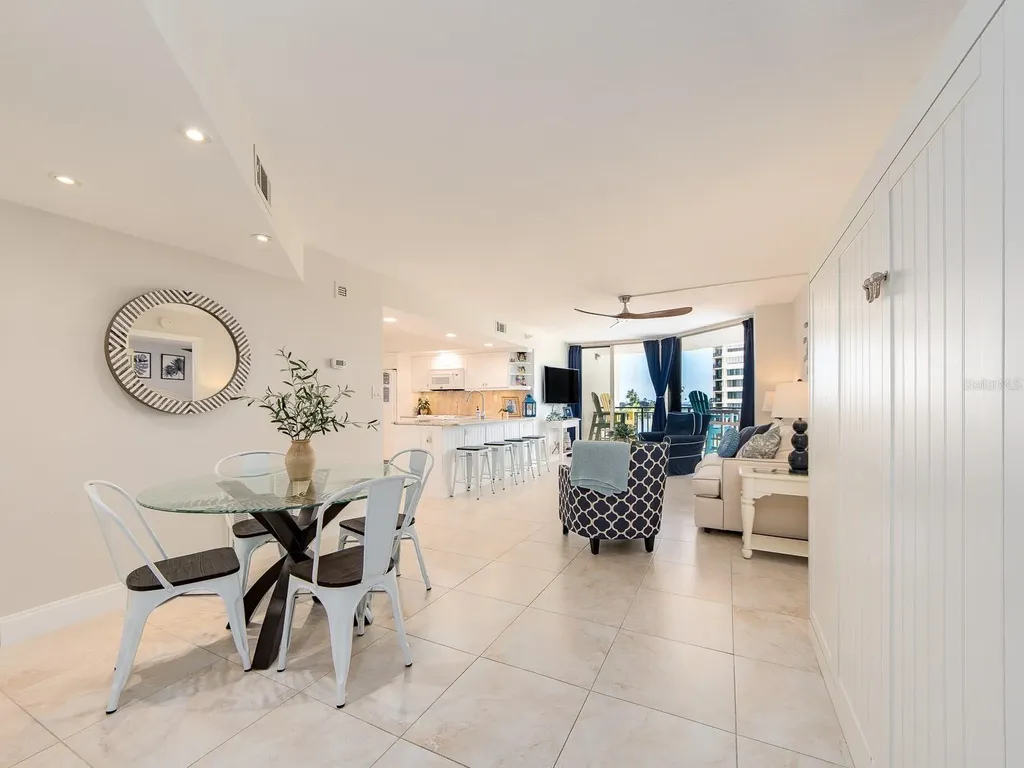 690 Island Way Clearwater Beach FL 33767