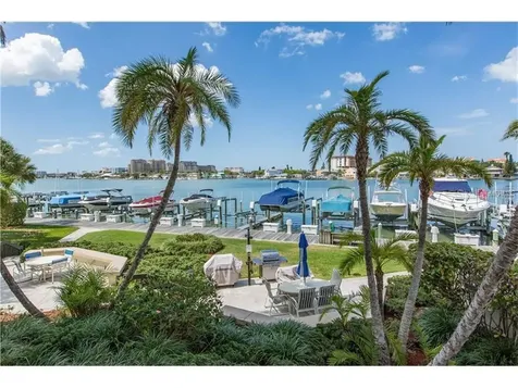 690 Island Way Clearwater Beach FL 33767
