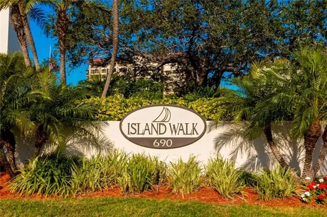 690 Island Way Clearwater Beach FL 33767