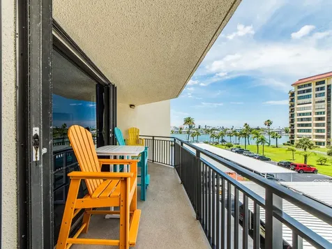 690 Island Way Clearwater Beach FL 33767