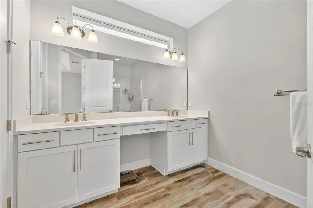 1127 Castlevecchio Loop Orlando FL 32825