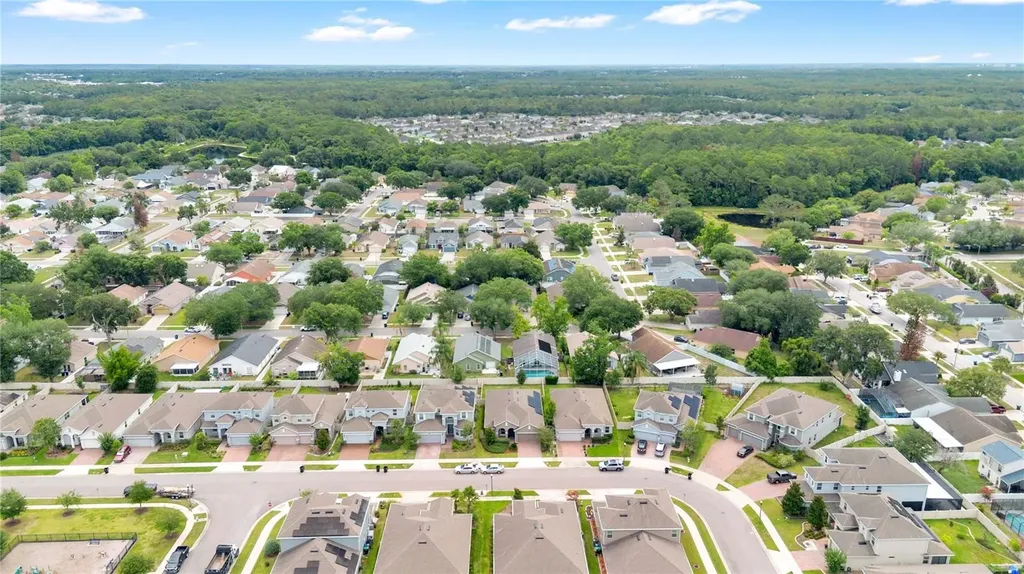 1127 Castlevecchio Loop Orlando FL 32825