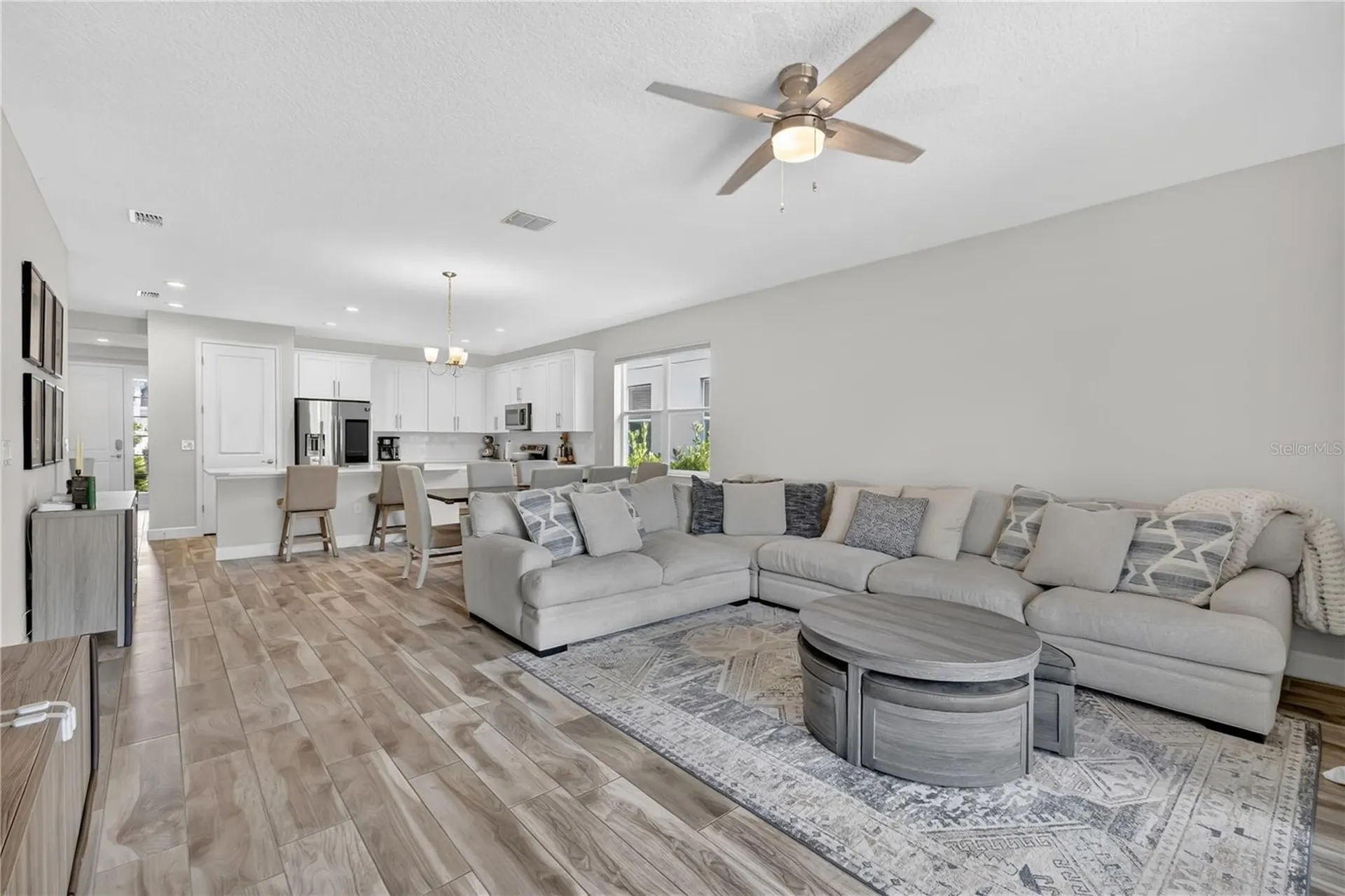 1127 Castlevecchio Loop Orlando FL 32825