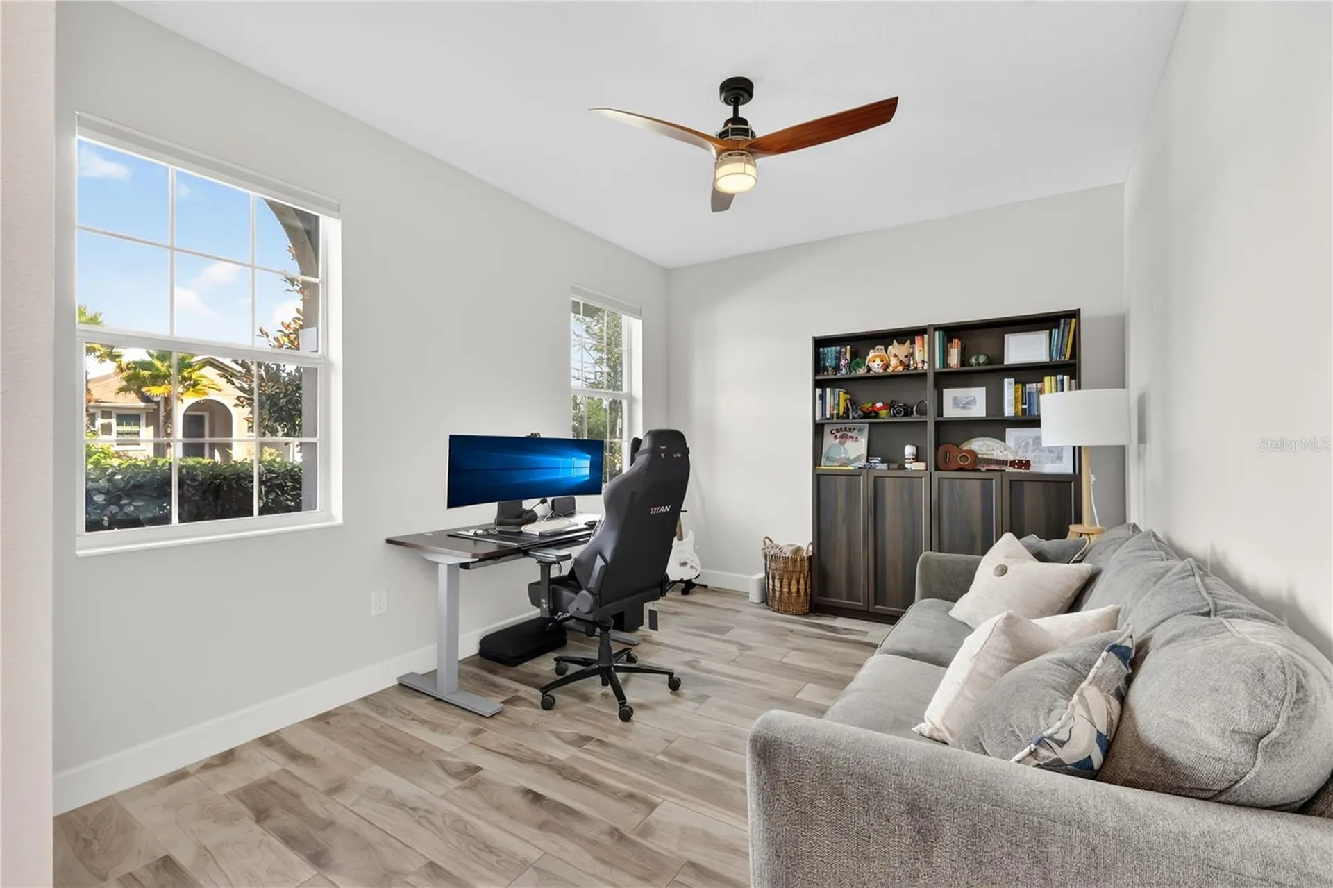 1127 Castlevecchio Loop Orlando FL 32825
