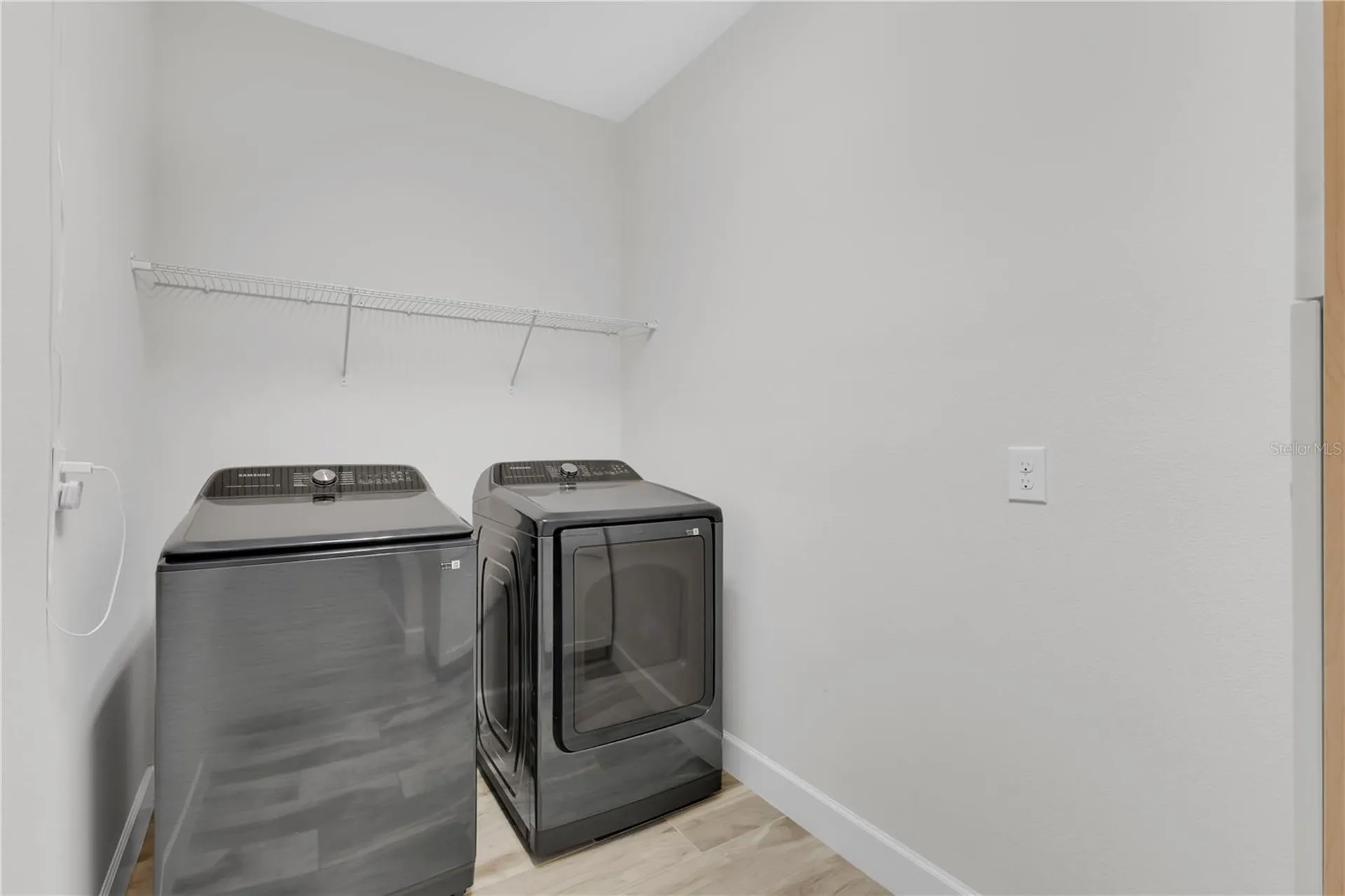 1127 Castlevecchio Loop Orlando FL 32825