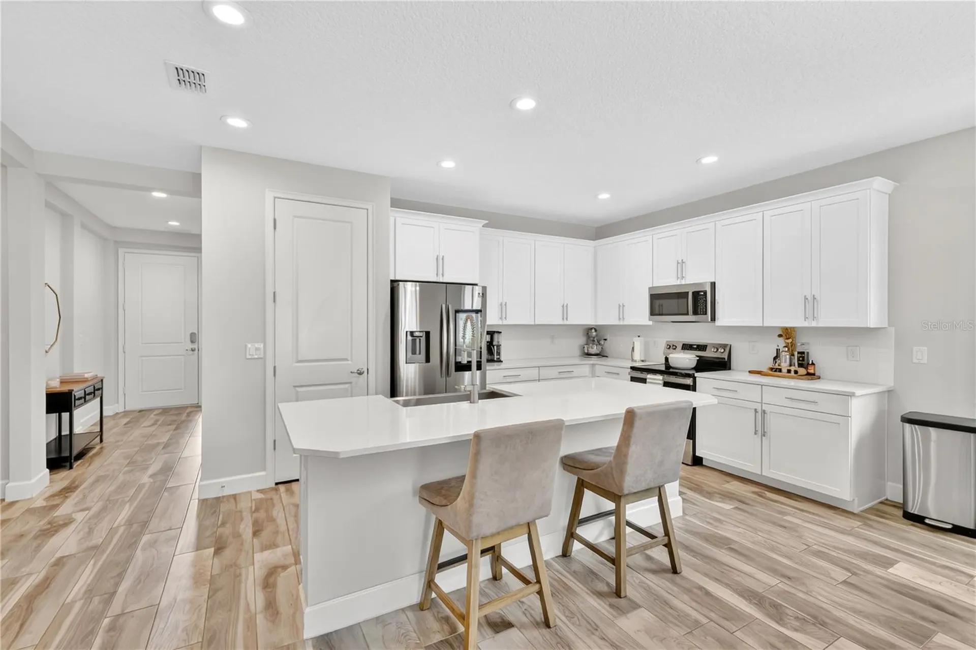 1127 Castlevecchio Loop Orlando FL 32825