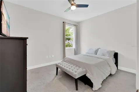 1127 Castlevecchio Loop Orlando FL 32825