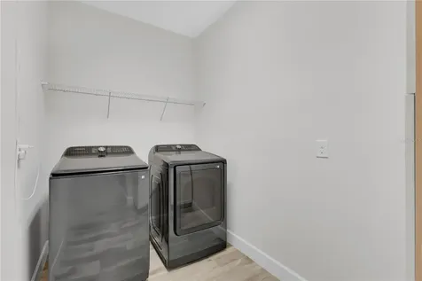 1127 Castlevecchio Loop Orlando FL 32825