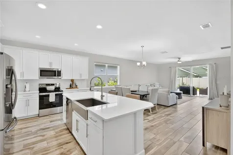 1127 Castlevecchio Loop Orlando FL 32825