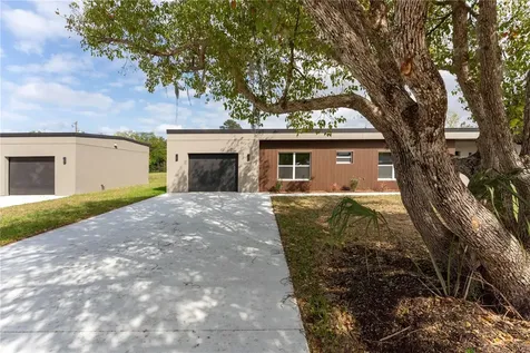 457 Riverview Avenue Sanford FL 32771