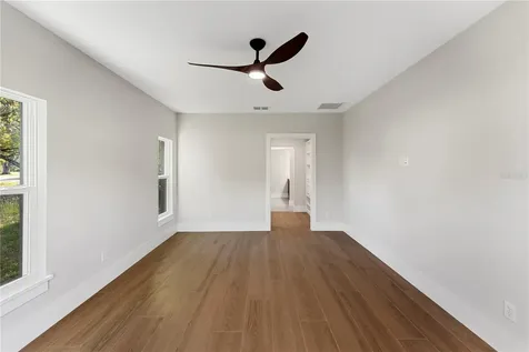 457 Riverview Avenue Sanford FL 32771
