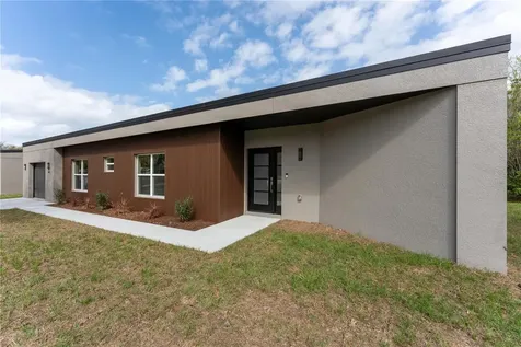 457 Riverview Avenue Sanford FL 32771