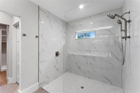 457 Riverview Avenue Sanford FL 32771