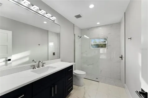 457 Riverview Avenue Sanford FL 32771