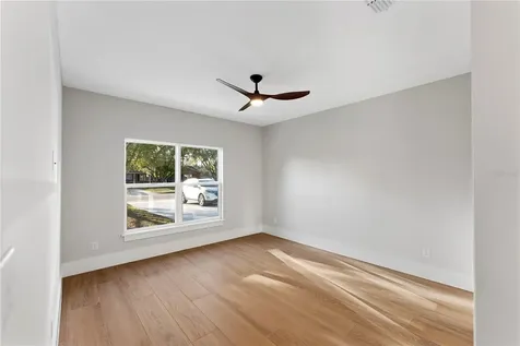 457 Riverview Avenue Sanford FL 32771