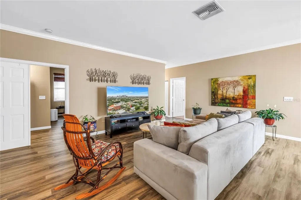 2318 W Cherry Street Tampa FL 33607
