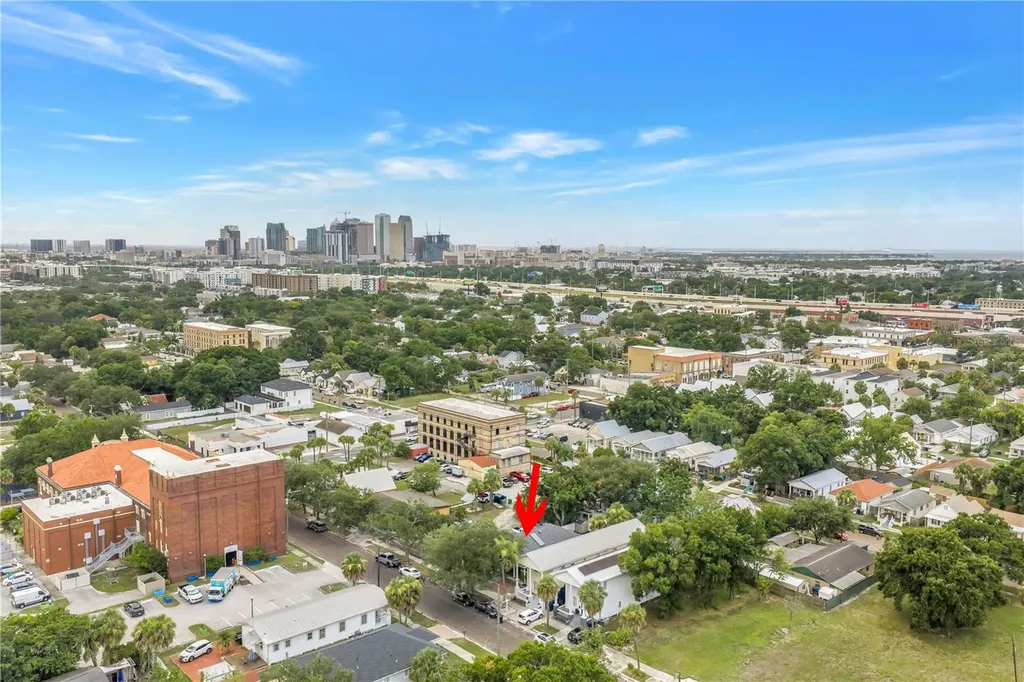 2318 W Cherry Street Tampa FL 33607