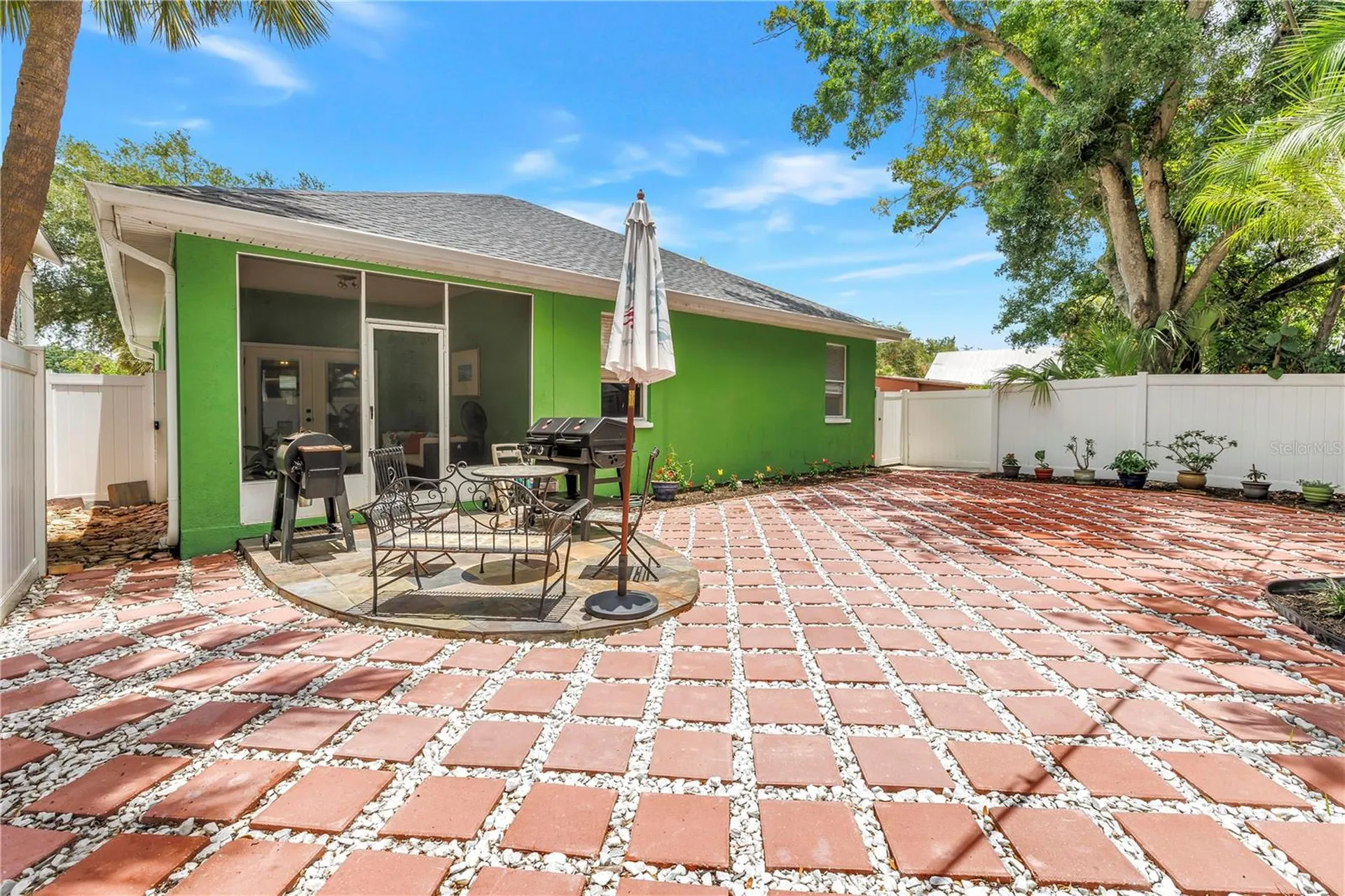 2318 W Cherry Street Tampa FL 33607