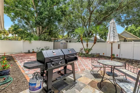 2318 W Cherry Street Tampa FL 33607